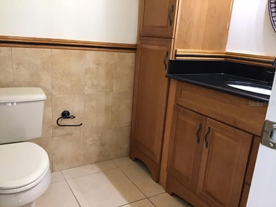 For Rent: $2,600 (4 beds, 2 baths, 1839 Square Feet)