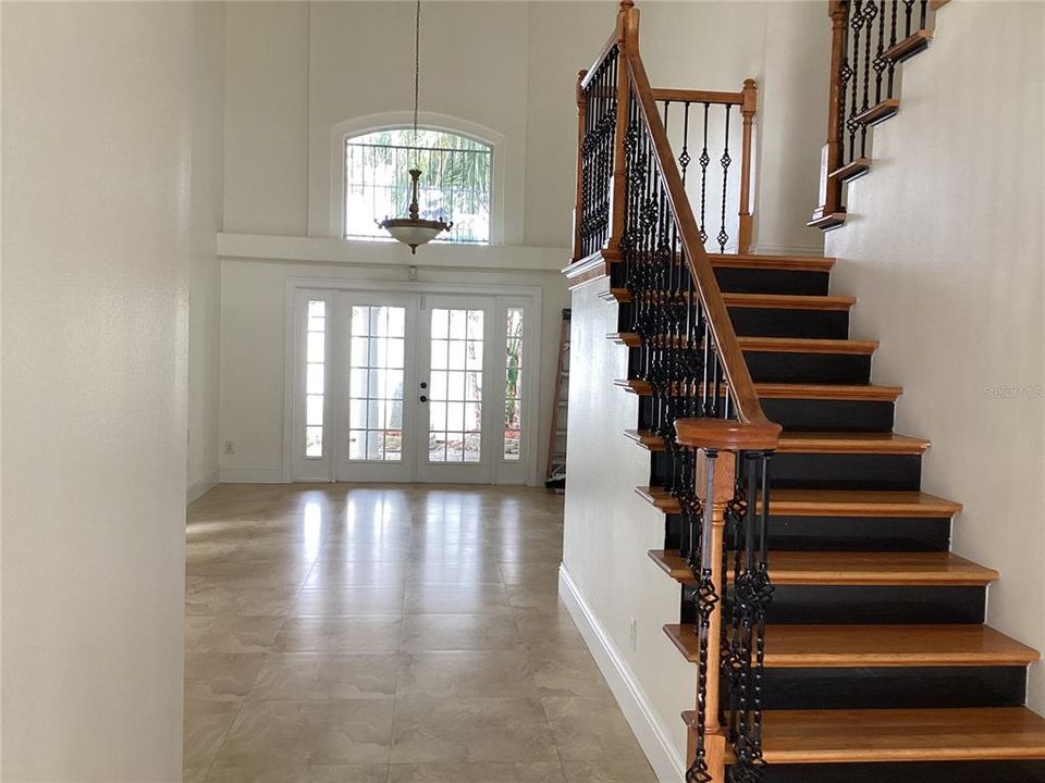 For Rent: $2,600 (4 beds, 2 baths, 1839 Square Feet)