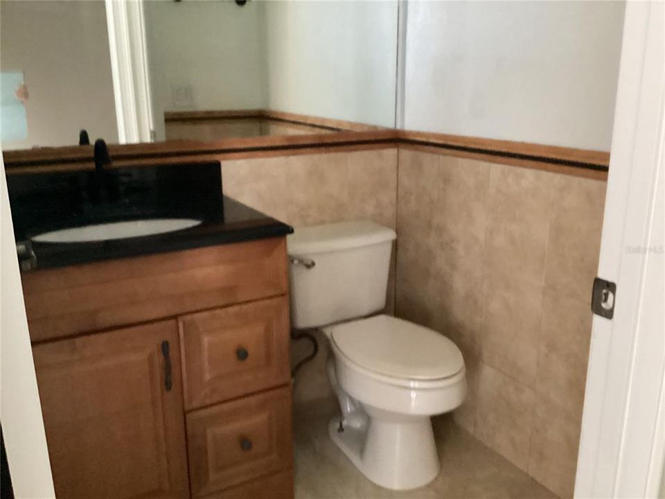 For Rent: $2,600 (4 beds, 2 baths, 1839 Square Feet)