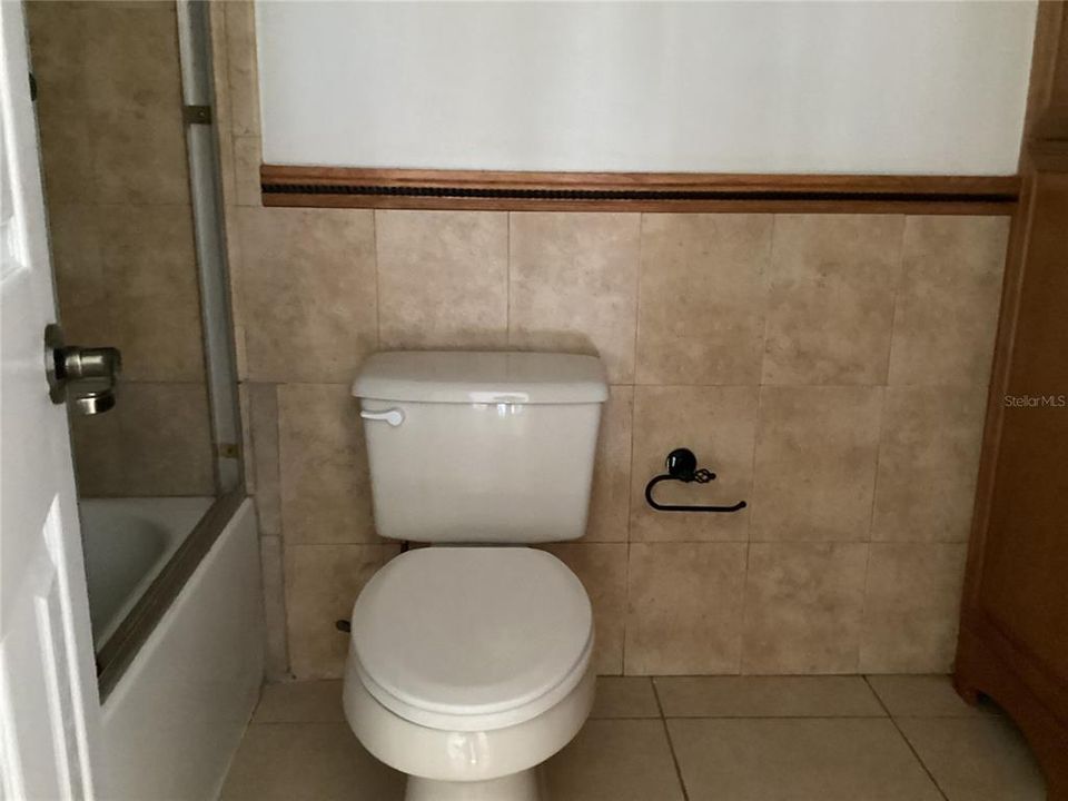 For Rent: $2,600 (4 beds, 2 baths, 1839 Square Feet)