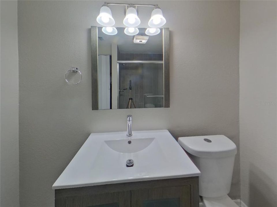 En Renta: $2,679 (4 camas, 3 baños, 1669 Pies cuadrados)