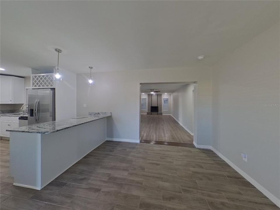 En Renta: $2,679 (4 camas, 3 baños, 1669 Pies cuadrados)