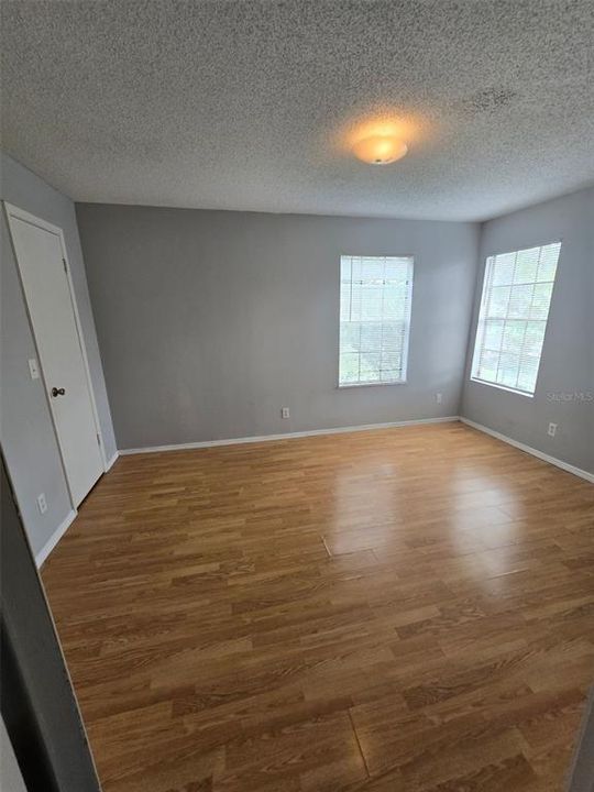For Rent: $1,225 (1 beds, 1 baths, 712 Square Feet)