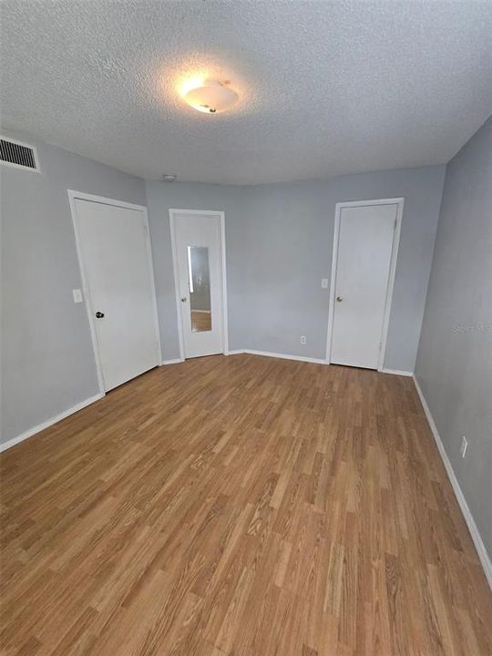 For Rent: $1,225 (1 beds, 1 baths, 712 Square Feet)