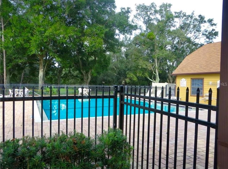 For Rent: $1,225 (1 beds, 1 baths, 712 Square Feet)