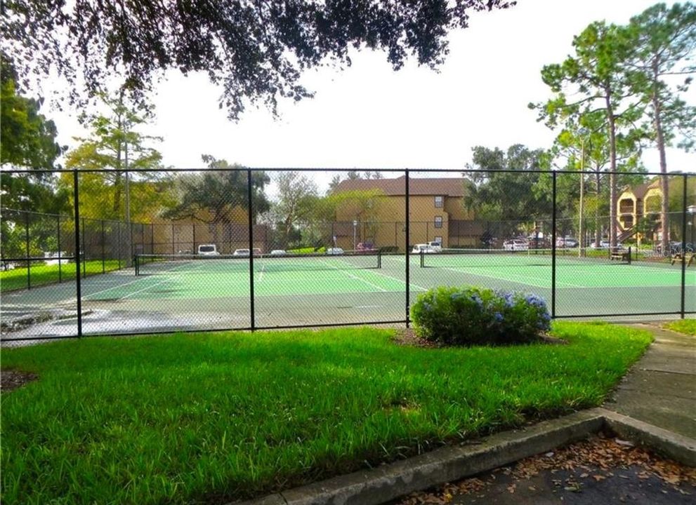 For Rent: $1,225 (1 beds, 1 baths, 712 Square Feet)