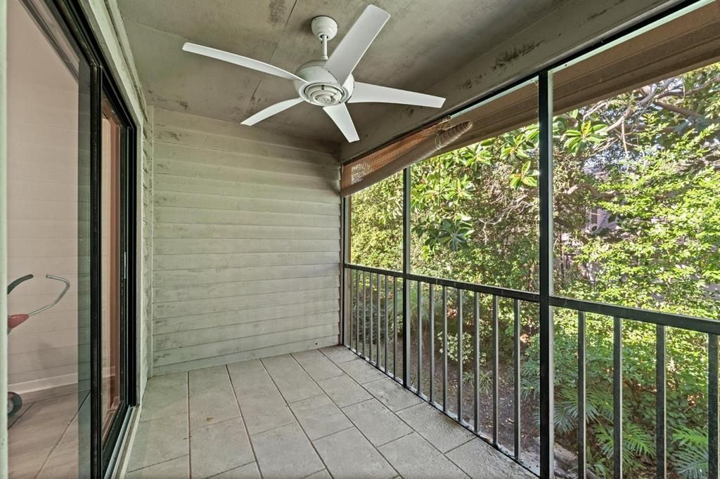 На продажу: $349,900 (3 спален, 2 ванн, 1564 Квадратных фут)