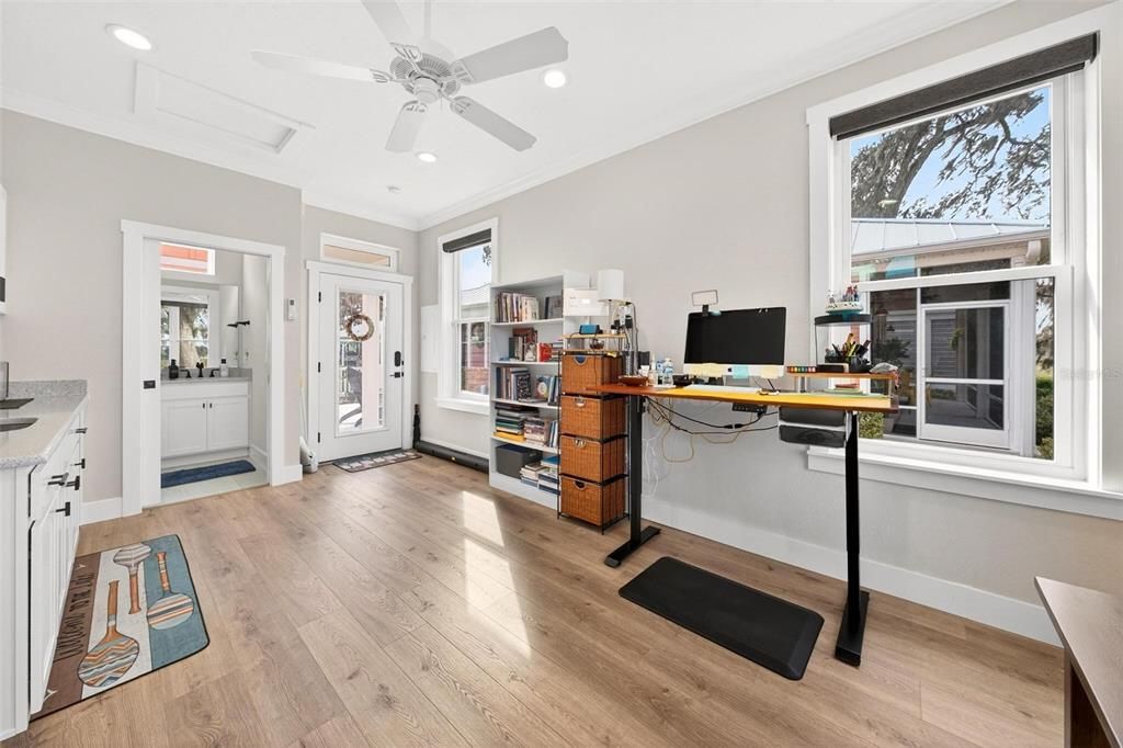 En Venta: $360,000 (3 camas, 3 baños, 1367 Pies cuadrados)