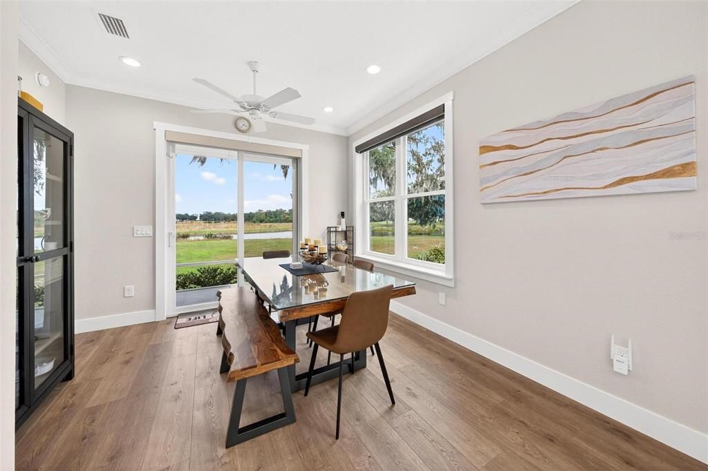 En Venta: $360,000 (3 camas, 3 baños, 1367 Pies cuadrados)