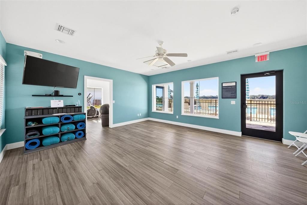 En Venta: $360,000 (3 camas, 3 baños, 1367 Pies cuadrados)