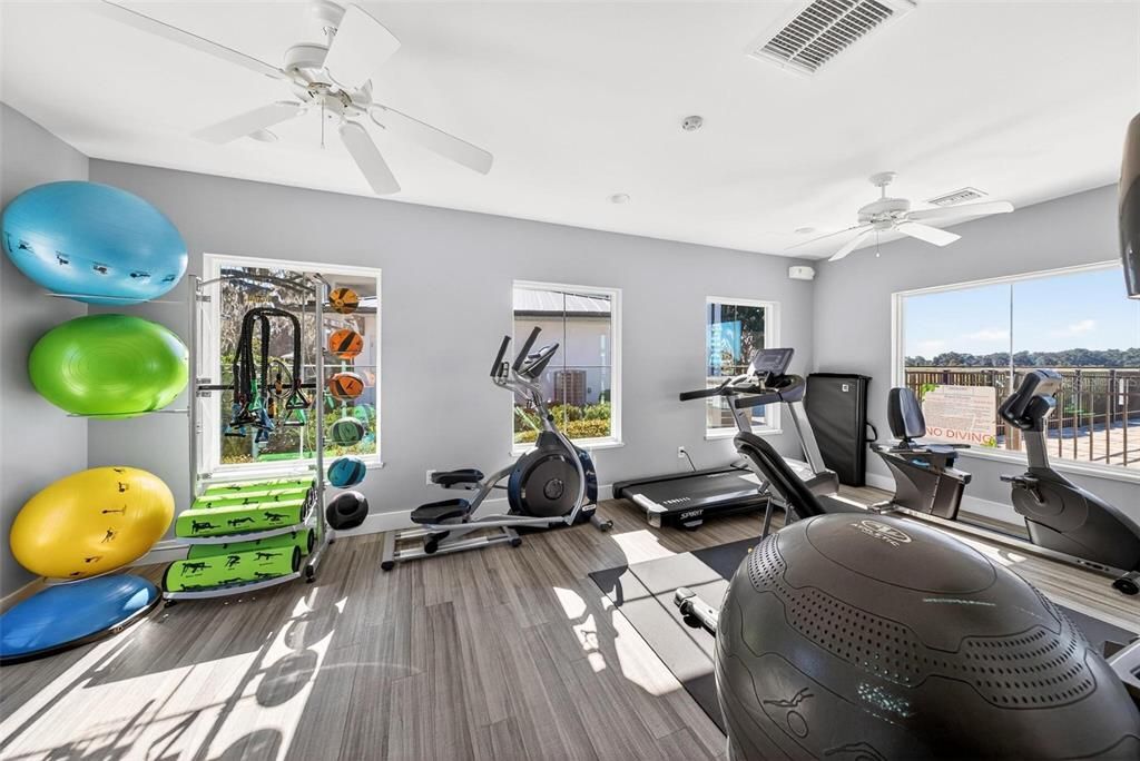 En Venta: $360,000 (3 camas, 3 baños, 1367 Pies cuadrados)