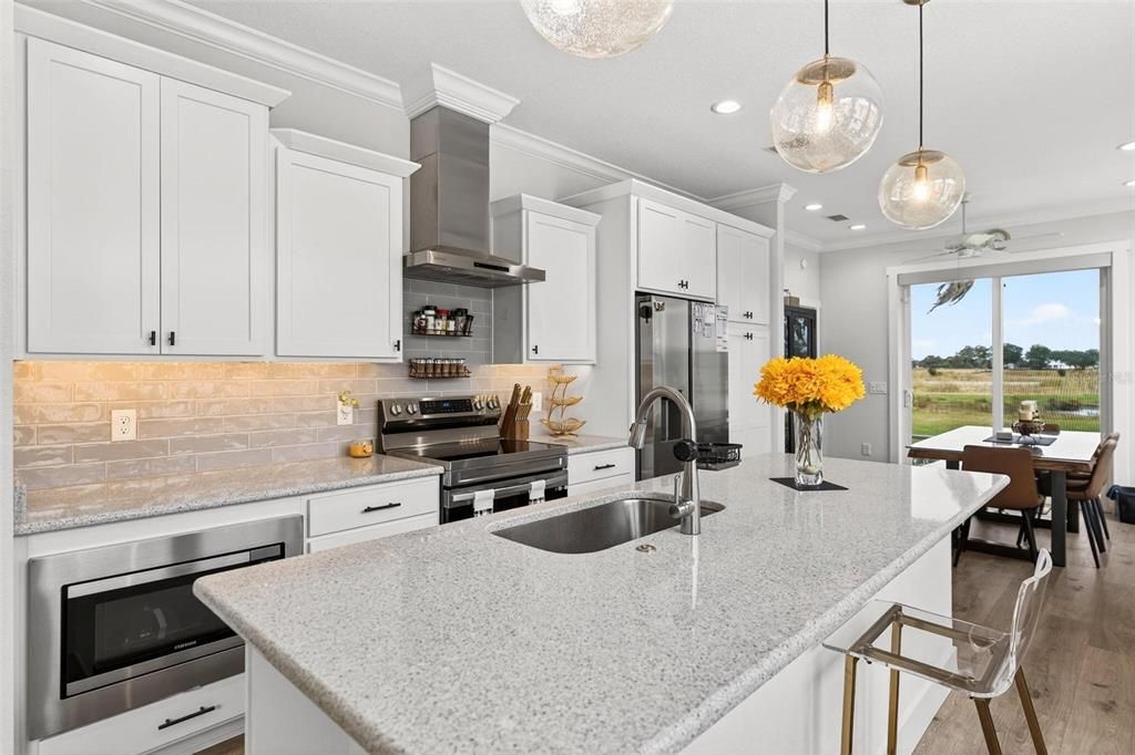 En Venta: $360,000 (3 camas, 3 baños, 1367 Pies cuadrados)