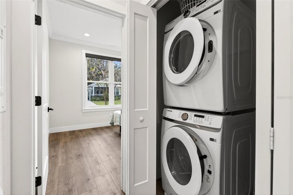 En Venta: $360,000 (3 camas, 3 baños, 1367 Pies cuadrados)