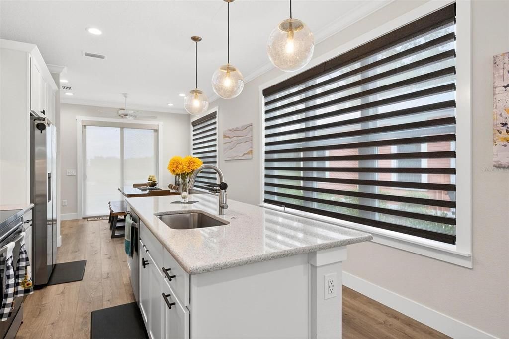 En Venta: $360,000 (3 camas, 3 baños, 1367 Pies cuadrados)