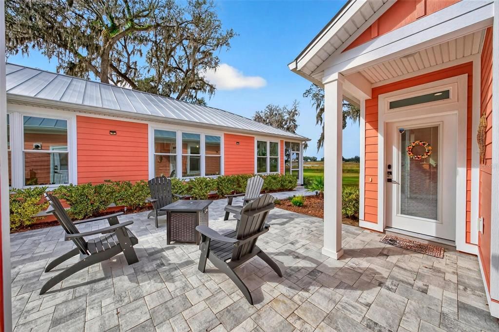 En Venta: $360,000 (3 camas, 3 baños, 1367 Pies cuadrados)