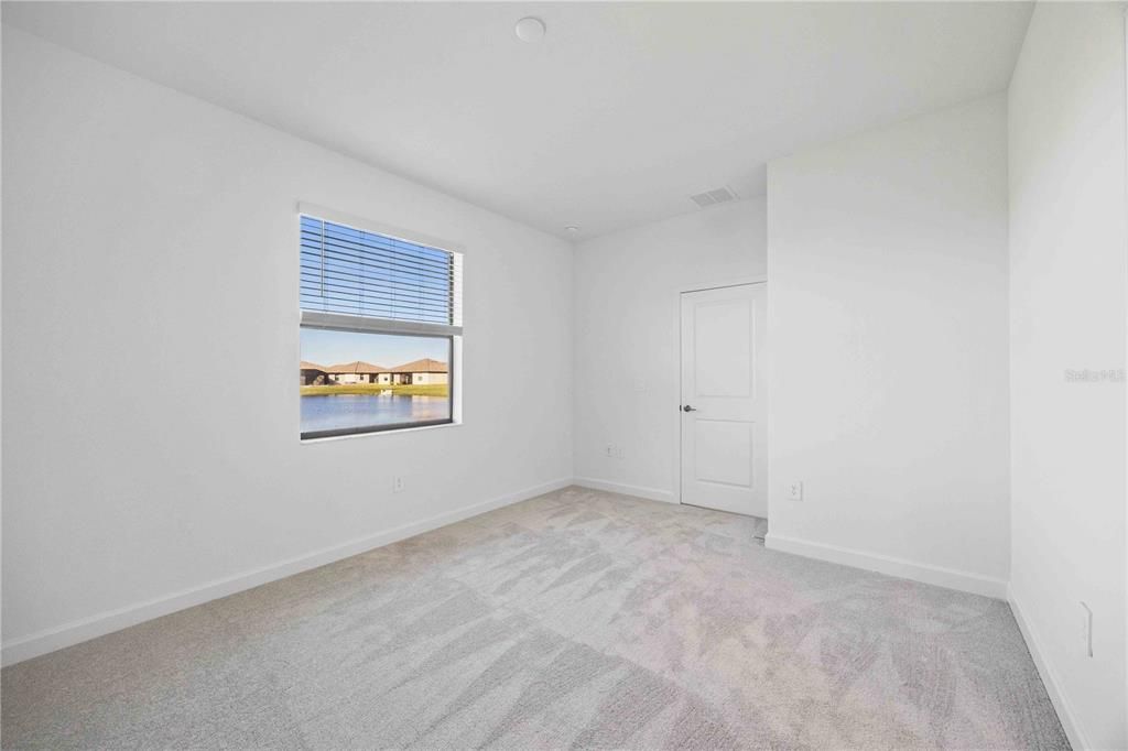 For Rent: $2,700 (3 beds, 2 baths, 1417 Square Feet)