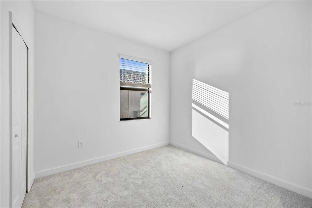 For Rent: $2,700 (3 beds, 2 baths, 1417 Square Feet)