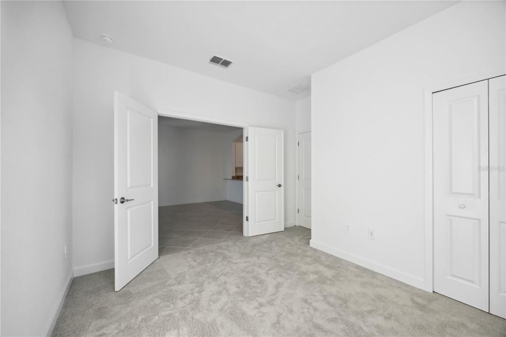 For Rent: $2,700 (3 beds, 2 baths, 1417 Square Feet)