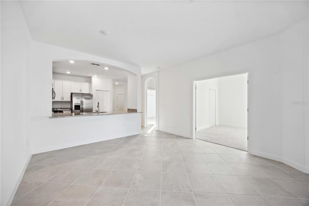 For Rent: $2,700 (3 beds, 2 baths, 1417 Square Feet)