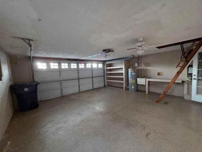 En Venta: $276,000 (3 camas, 3 baños, 1481 Pies cuadrados)