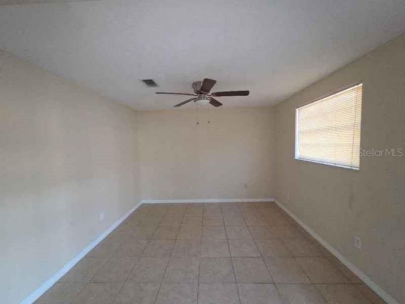 En Venta: $276,000 (3 camas, 3 baños, 1481 Pies cuadrados)