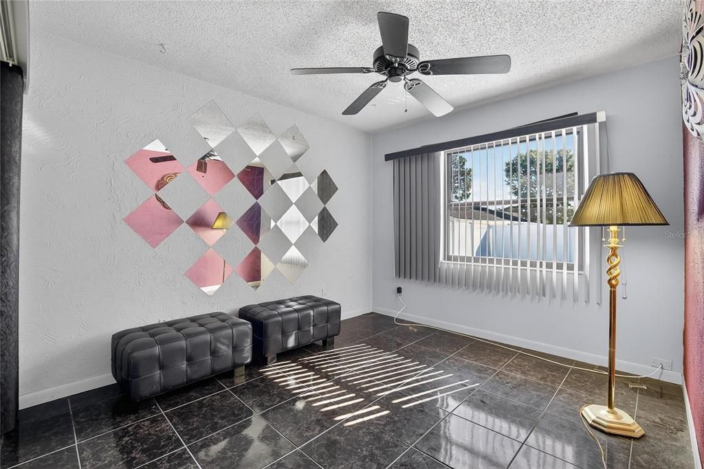 待售: $524,900 (3 贝兹, 2 浴室, 1225 平方英尺)