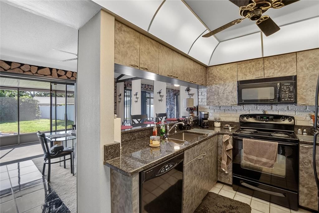 待售: $524,900 (3 贝兹, 2 浴室, 1225 平方英尺)