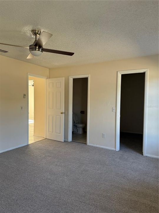 待售: $280,000 (2 贝兹, 2 浴室, 1076 平方英尺)