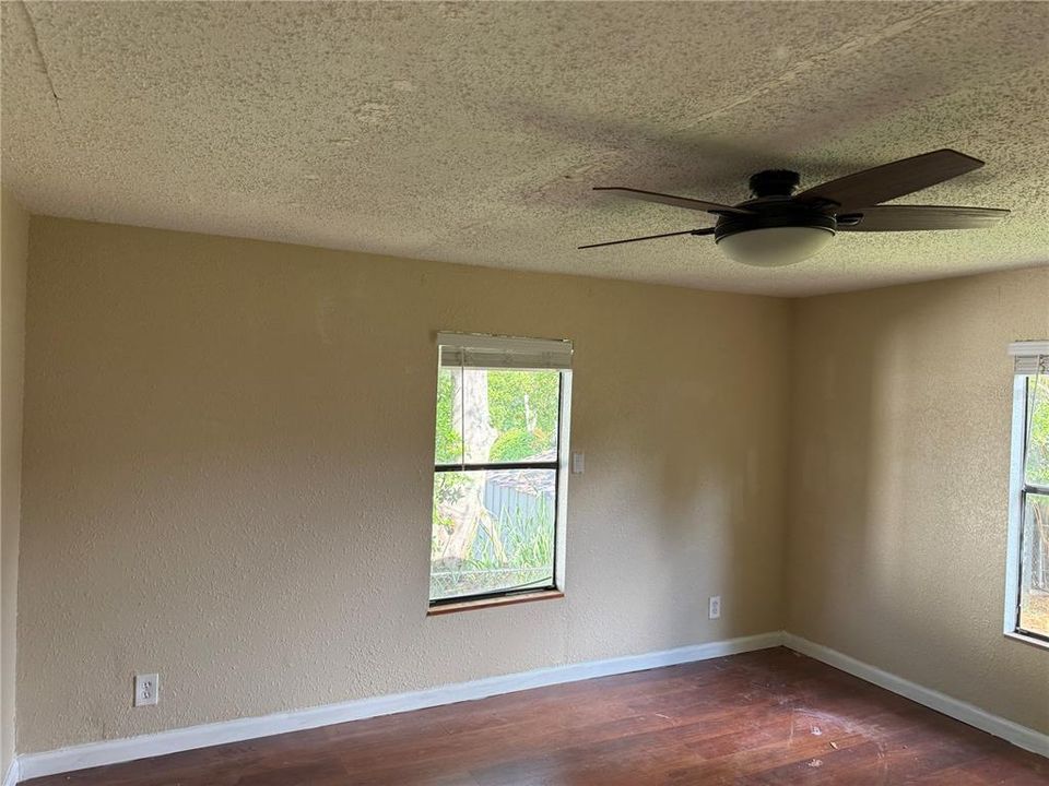 В аренду: $1,600 (3 спален, 2 ванн, 1200 Квадратных фут)