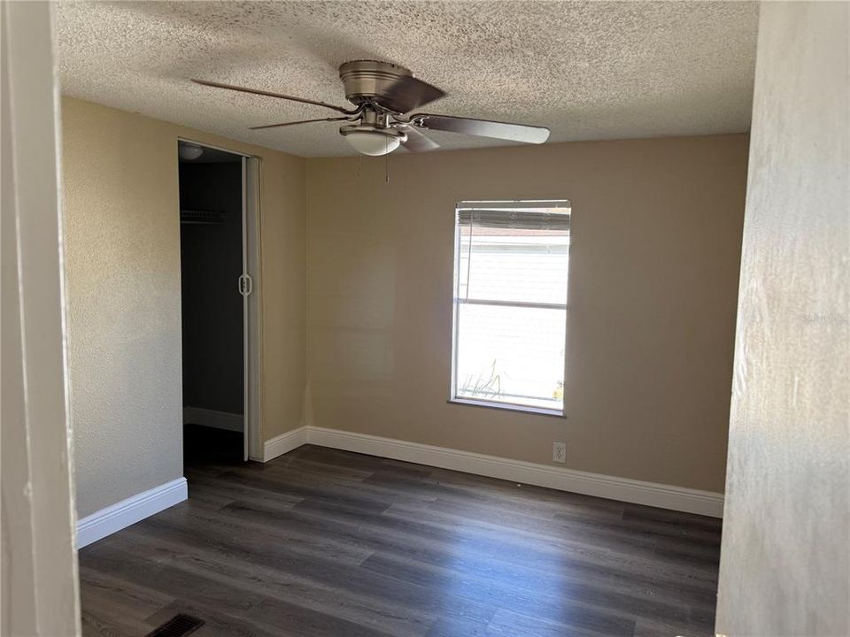 В аренду: $1,600 (3 спален, 2 ванн, 1200 Квадратных фут)