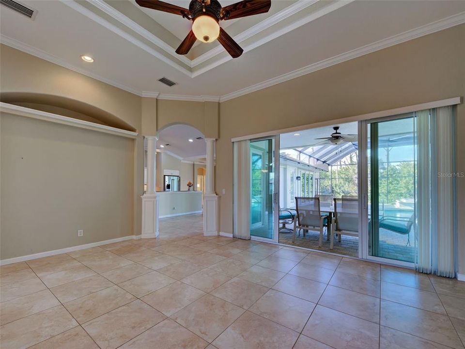 На продажу: $579,000 (4 спален, 3 ванн, 2783 Квадратных фут)