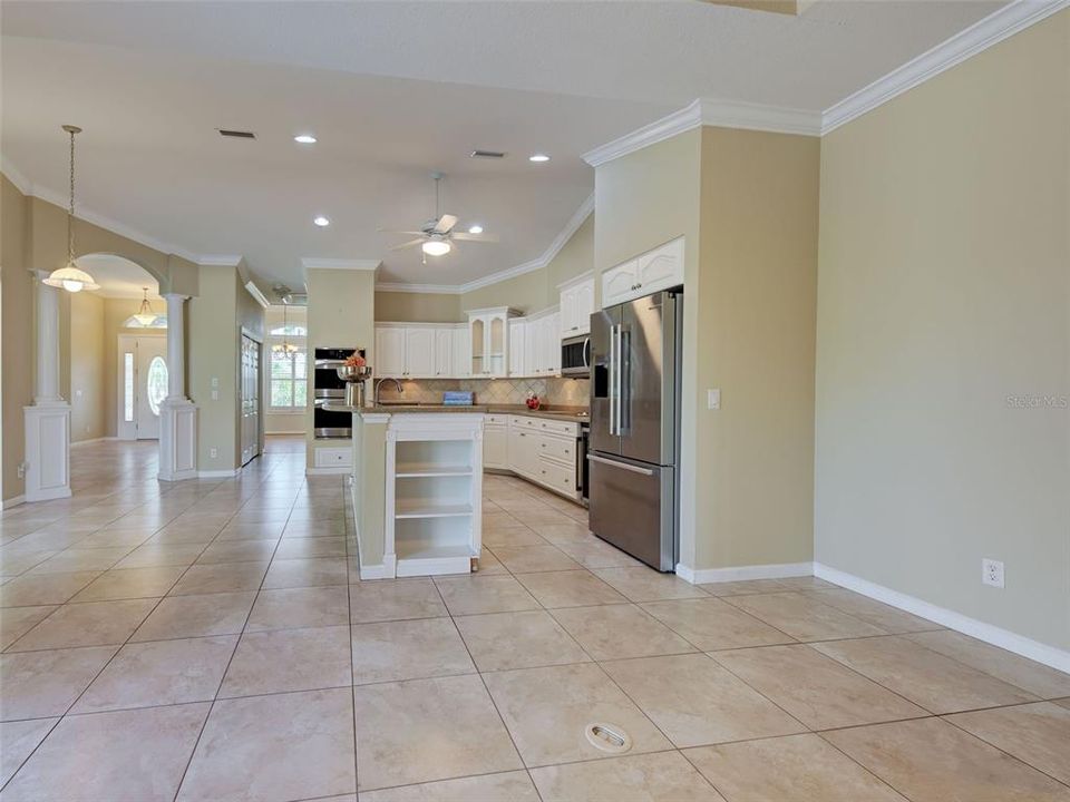 На продажу: $579,000 (4 спален, 3 ванн, 2783 Квадратных фут)