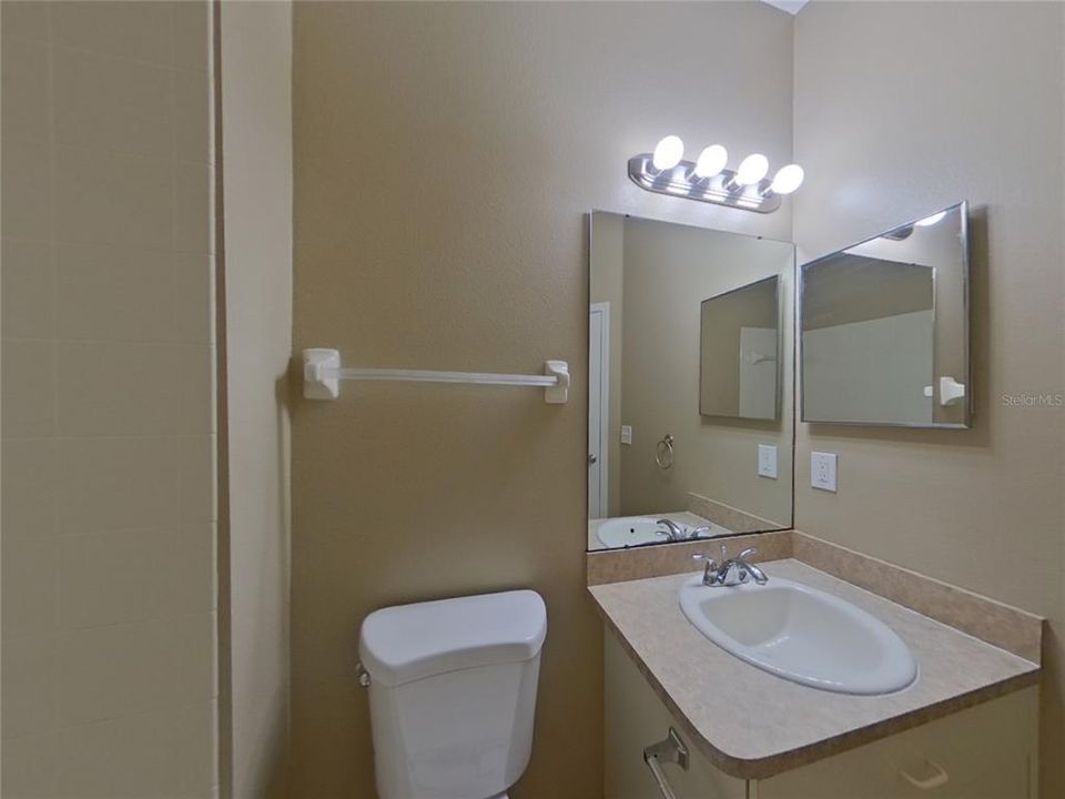 В аренду: $2,269 (4 спален, 2 ванн, 1922 Квадратных фут)