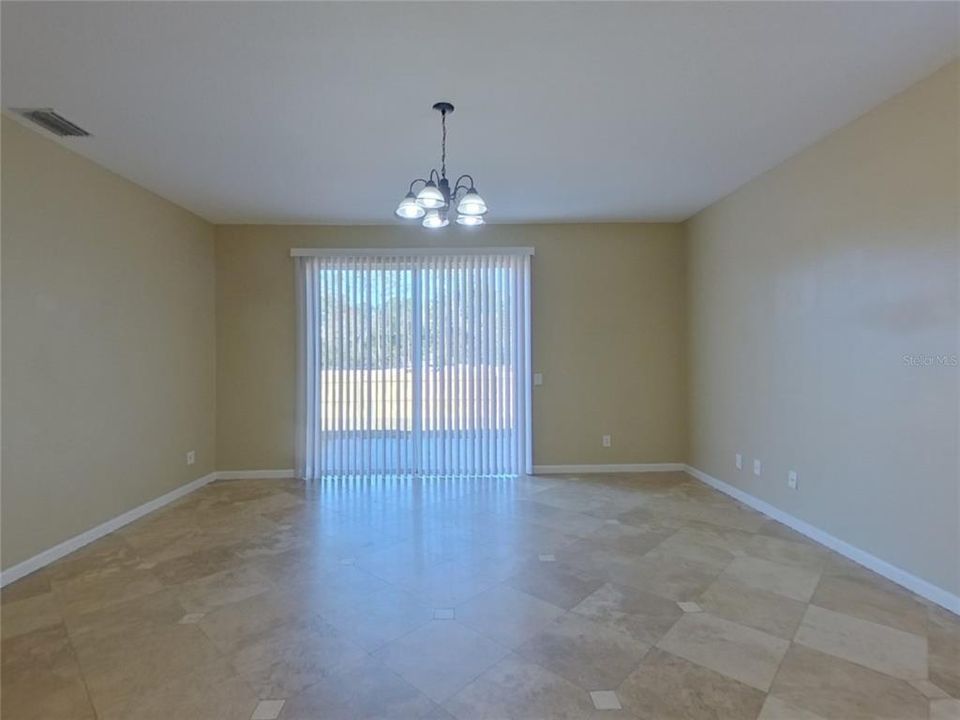 В аренду: $2,269 (4 спален, 2 ванн, 1922 Квадратных фут)