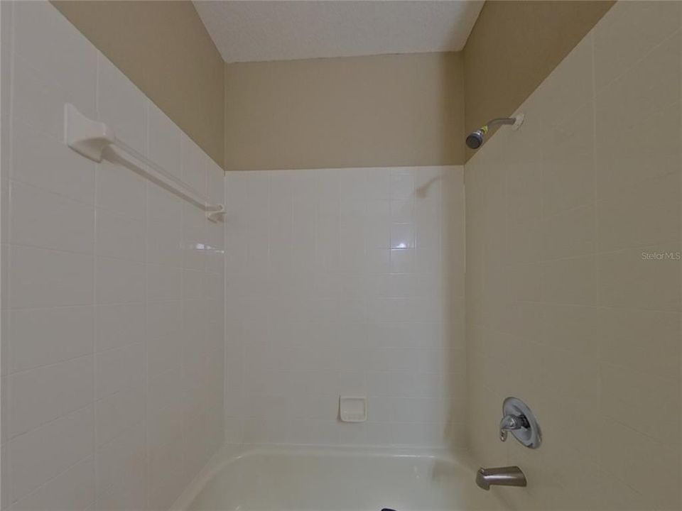 В аренду: $2,269 (4 спален, 2 ванн, 1922 Квадратных фут)