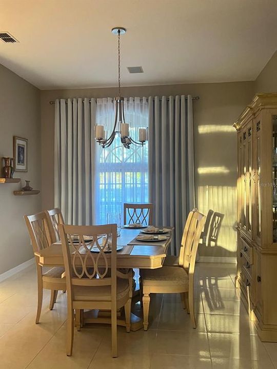 En Venta: $926,160 (4 camas, 3 baños, 3284 Pies cuadrados)