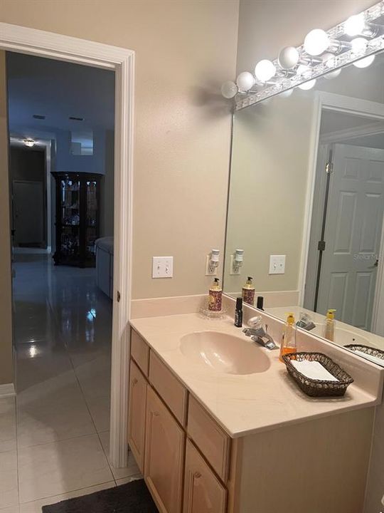 En Venta: $926,160 (4 camas, 3 baños, 3284 Pies cuadrados)