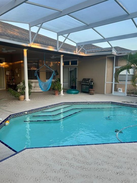 En Venta: $926,160 (4 camas, 3 baños, 3284 Pies cuadrados)