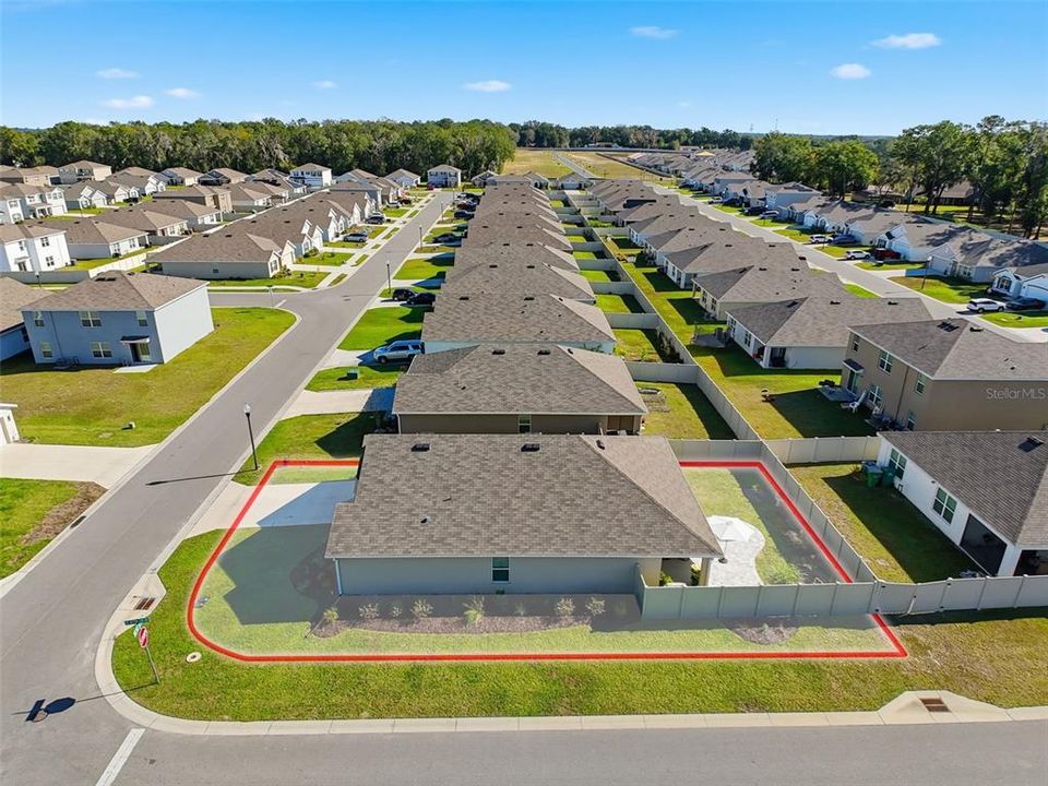 待售: $295,000 (4 贝兹, 2 浴室, 1828 平方英尺)