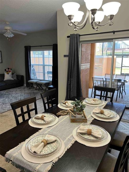 En Renta: $2,800 (4 camas, 3 baños, 1902 Pies cuadrados)