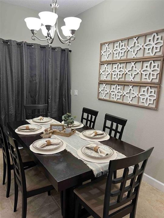 En Renta: $2,800 (4 camas, 3 baños, 1902 Pies cuadrados)