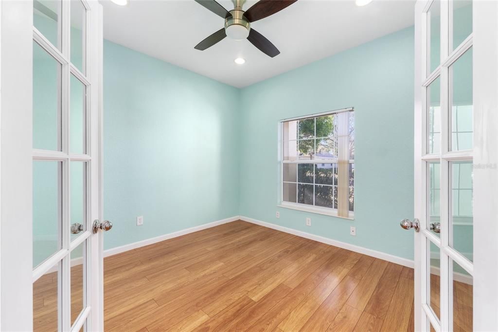 待售: $355,000 (4 贝兹, 3 浴室, 2510 平方英尺)