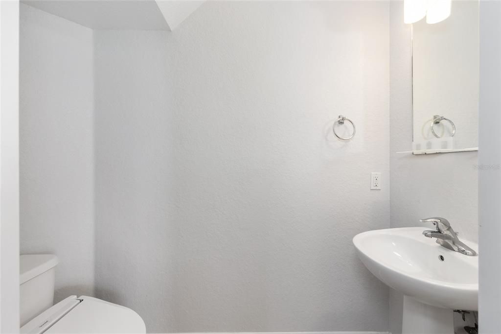 待售: $355,000 (4 贝兹, 3 浴室, 2510 平方英尺)