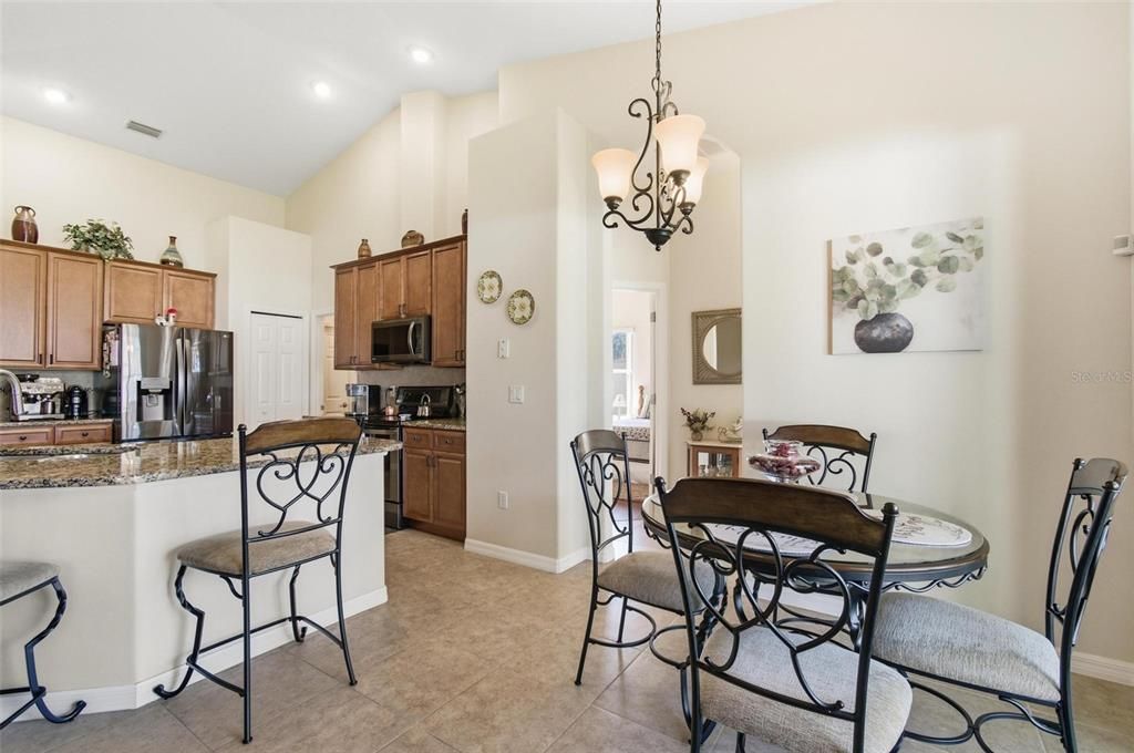 For Sale: $315,000 (3 beds, 2 baths, 1861 Square Feet)