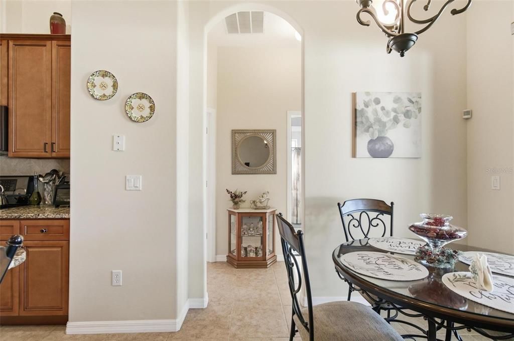 For Sale: $315,000 (3 beds, 2 baths, 1861 Square Feet)