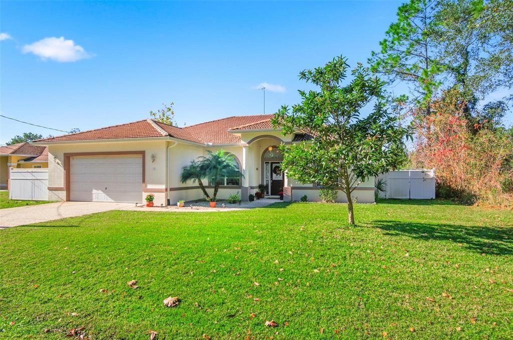 For Sale: $315,000 (3 beds, 2 baths, 1861 Square Feet)