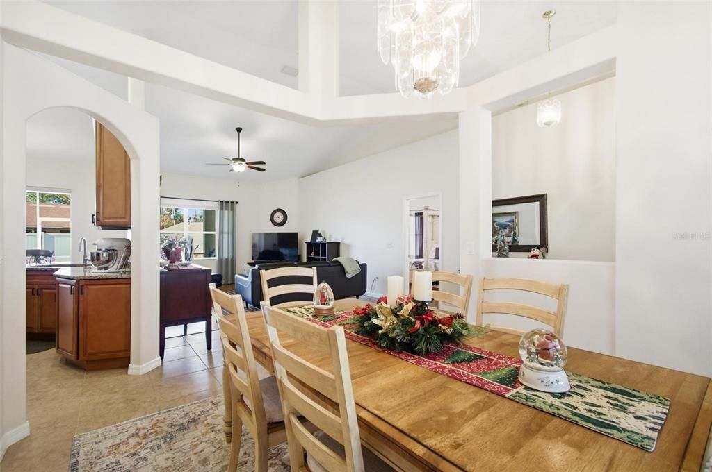 For Sale: $315,000 (3 beds, 2 baths, 1861 Square Feet)