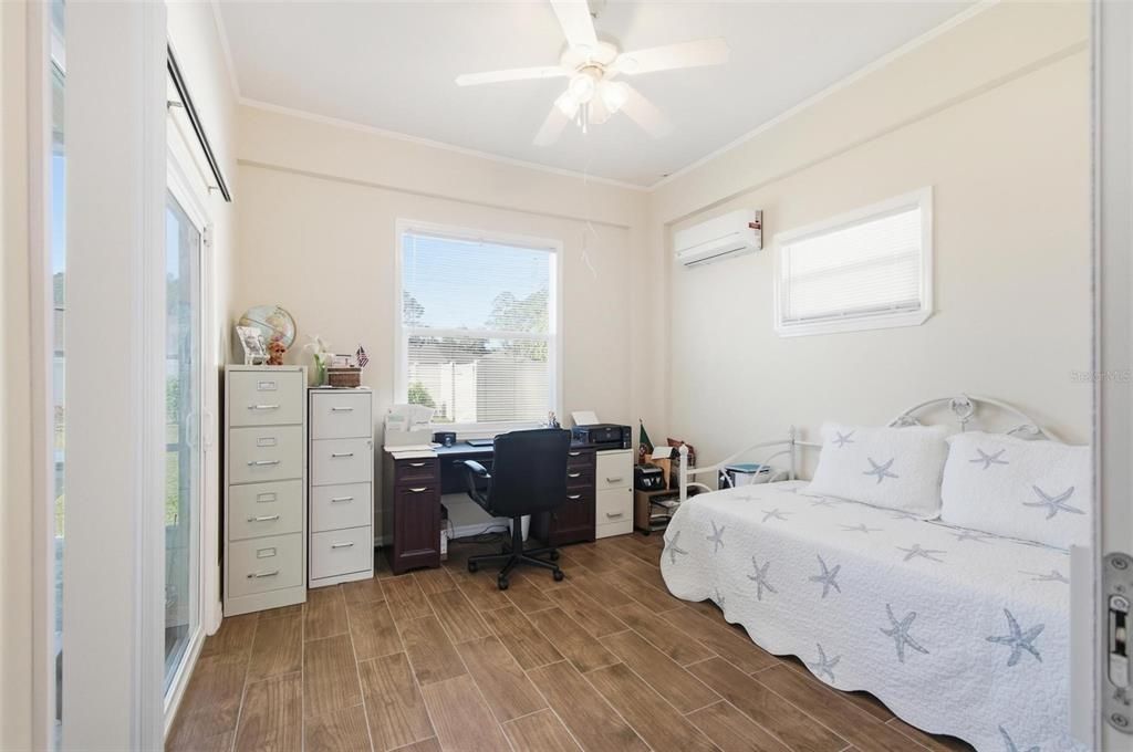 For Sale: $315,000 (3 beds, 2 baths, 1861 Square Feet)