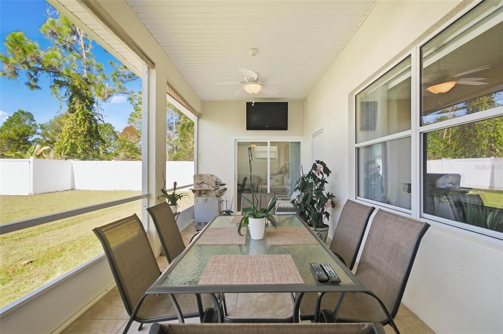 For Sale: $315,000 (3 beds, 2 baths, 1861 Square Feet)