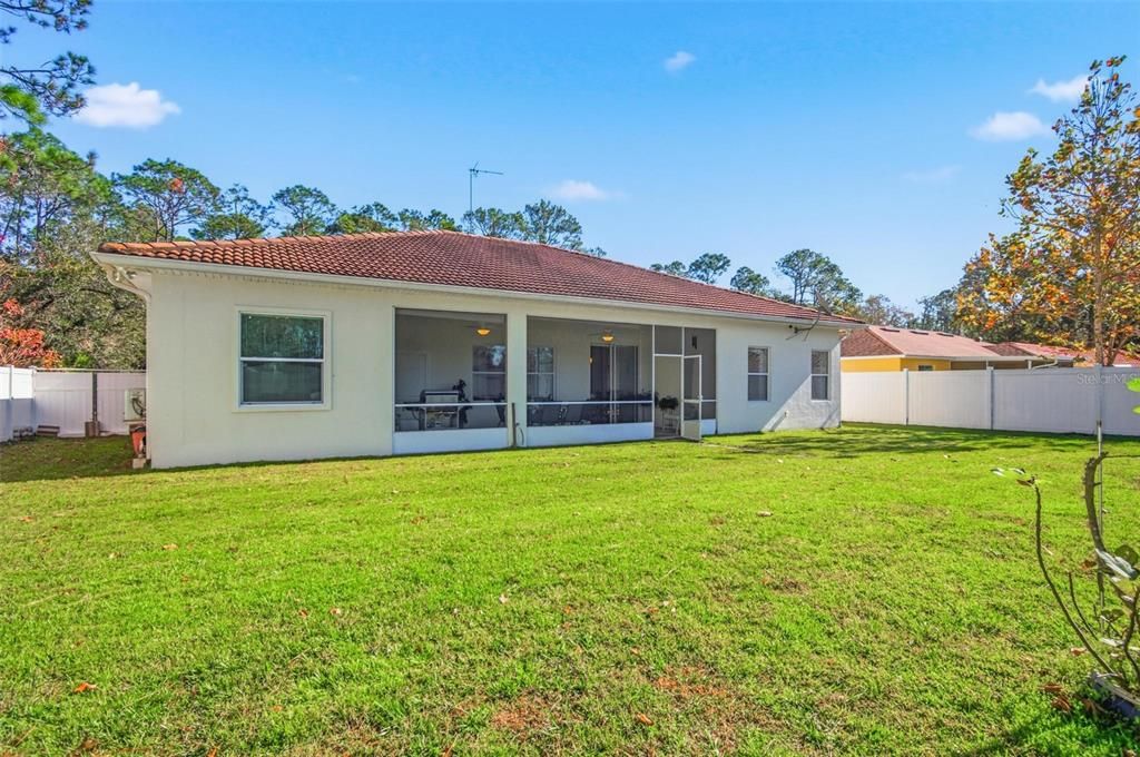 For Sale: $315,000 (3 beds, 2 baths, 1861 Square Feet)